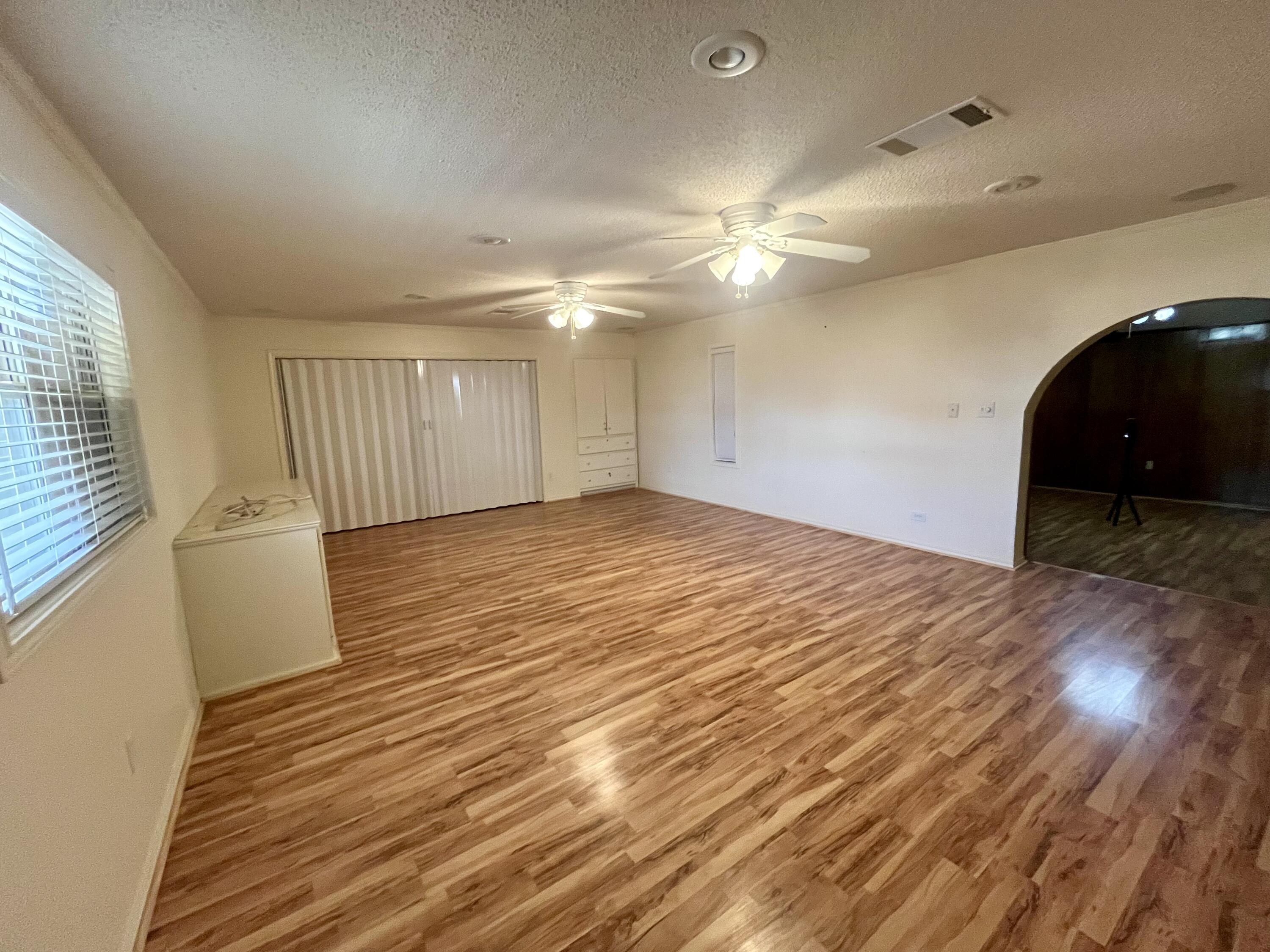 5013 57th Street Property Photo 31