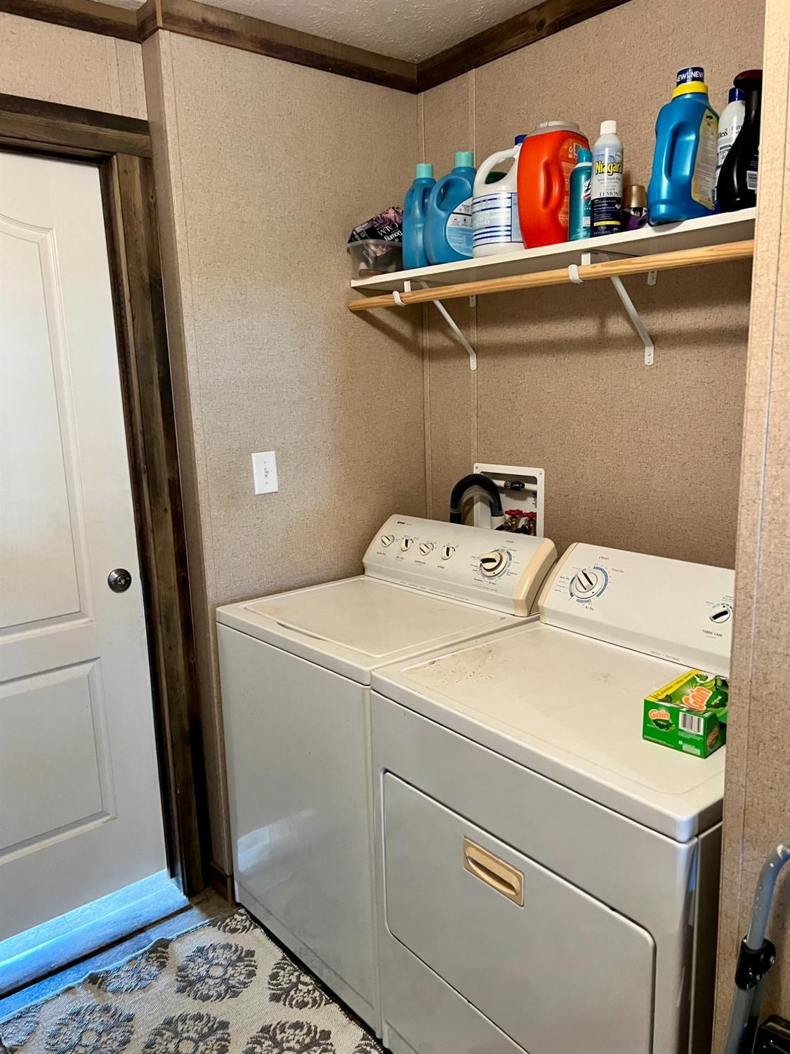 1021 Ave N Property Photo 11