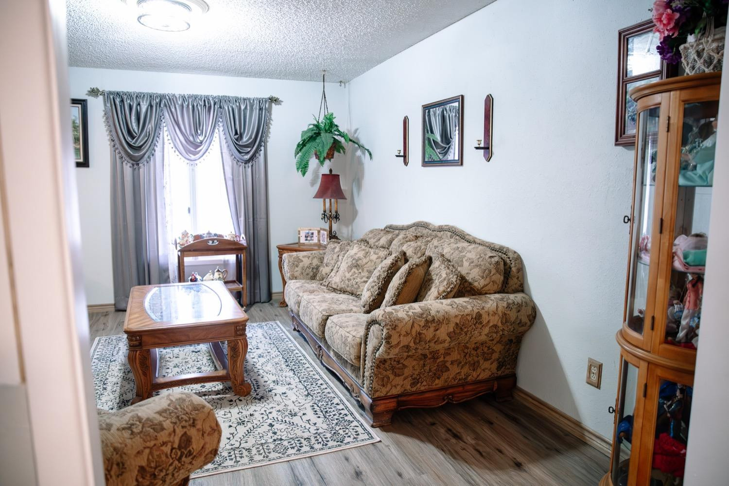 1614 E Crystal Place Property Photo 10