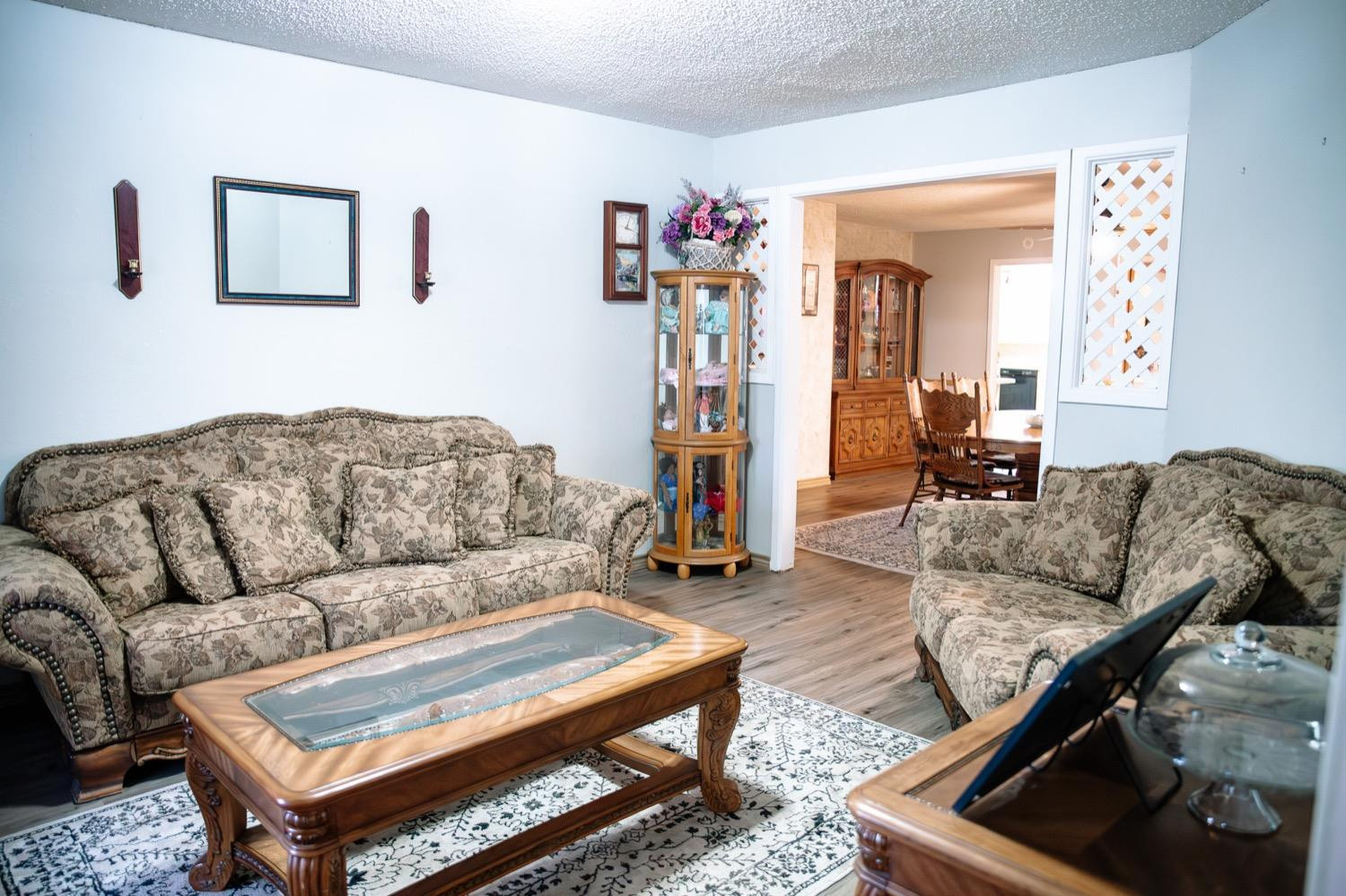 1614 E Crystal Place Property Photo 12