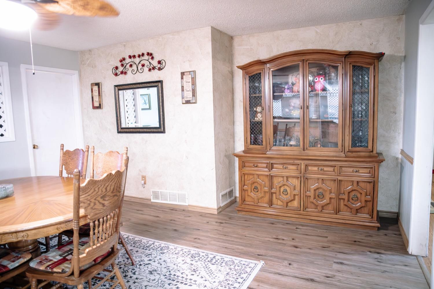 1614 E Crystal Place Property Photo 15