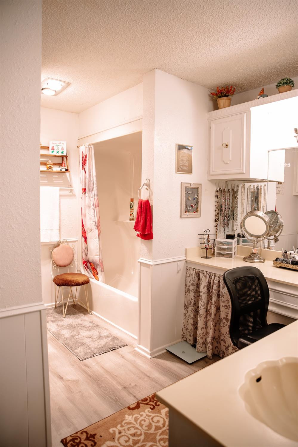 1614 E Crystal Place Property Photo 29