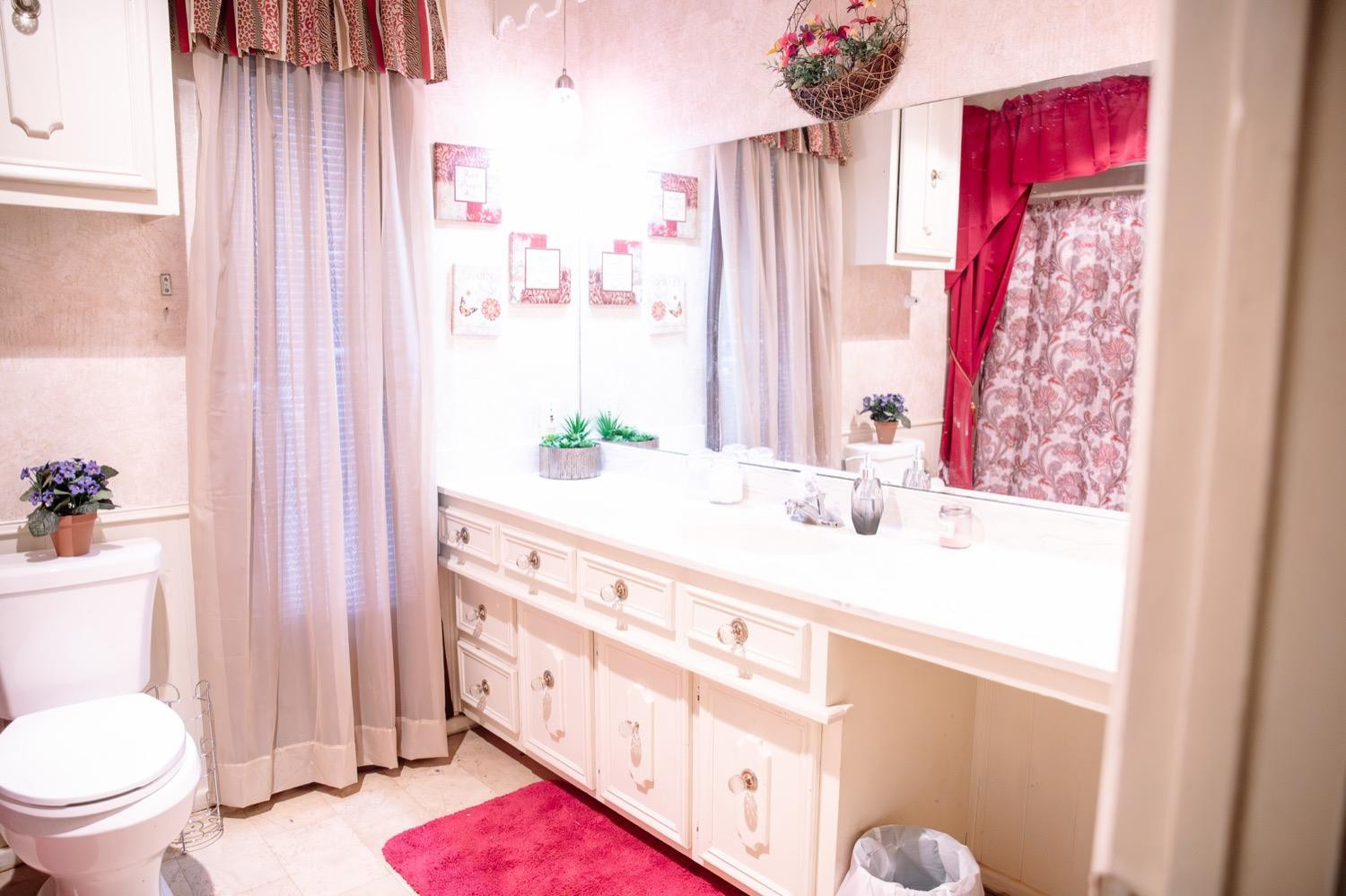 1614 E Crystal Place Property Photo 32