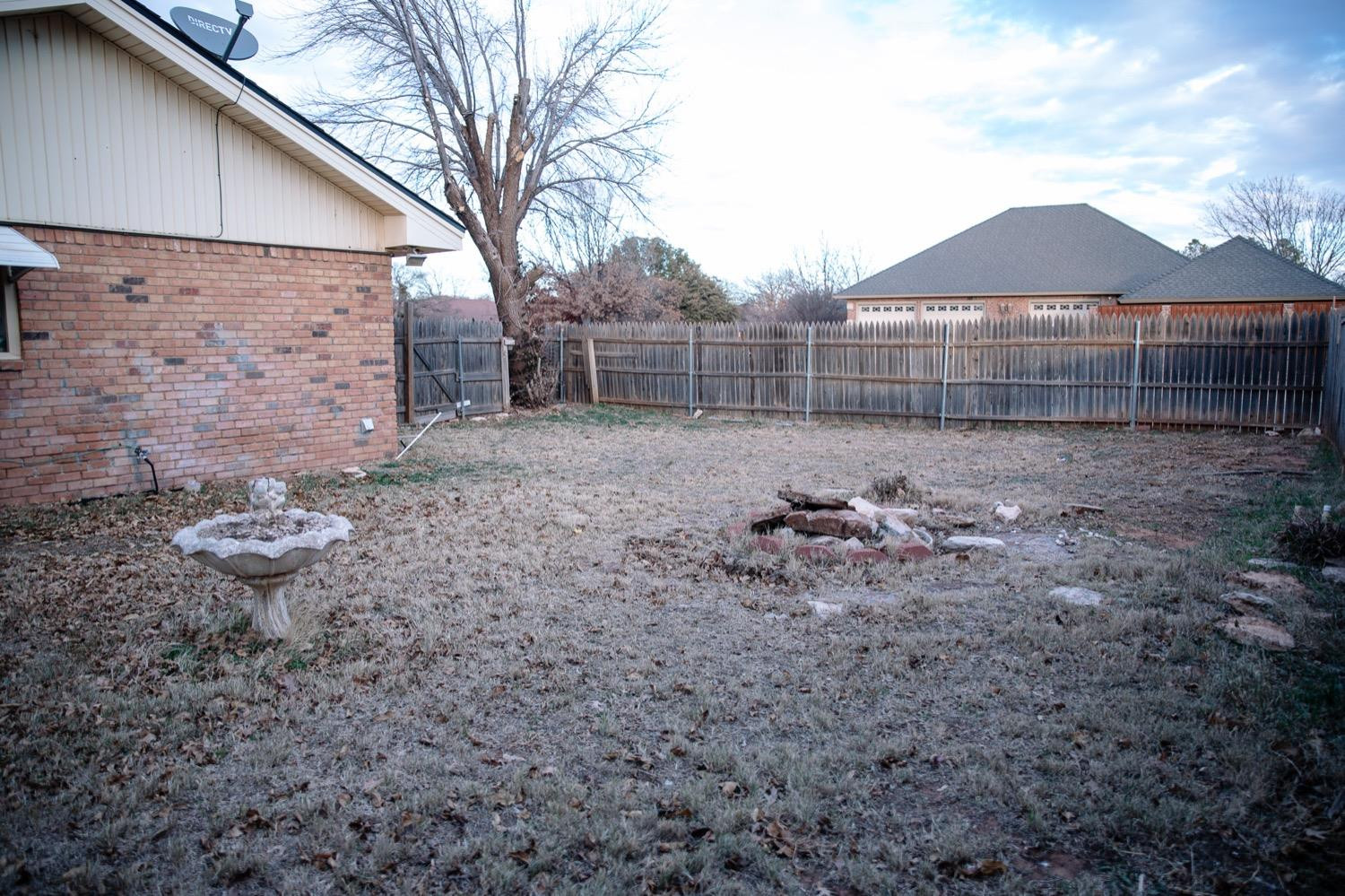 1614 E Crystal Place Property Photo 48