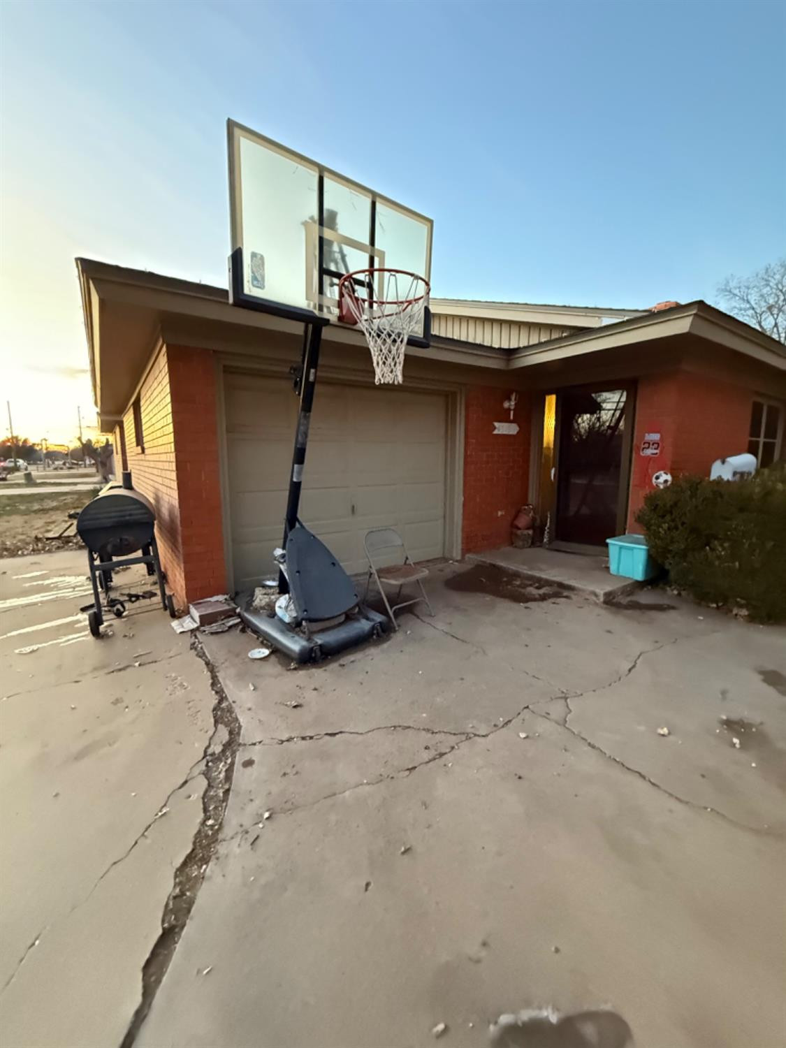 4318 58th Street Property Photo 1