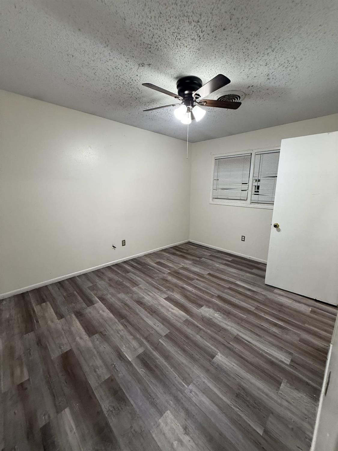 4318 58th Street Property Photo 35