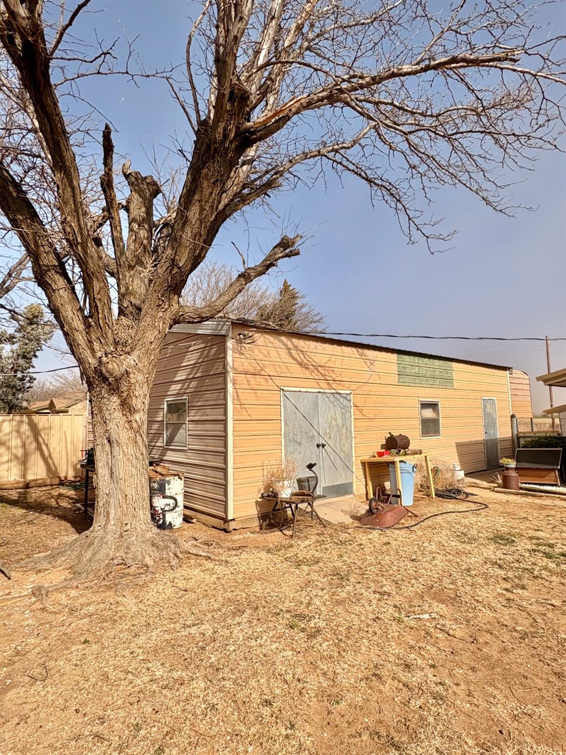 819 N Amherst Highway Property Photo 37