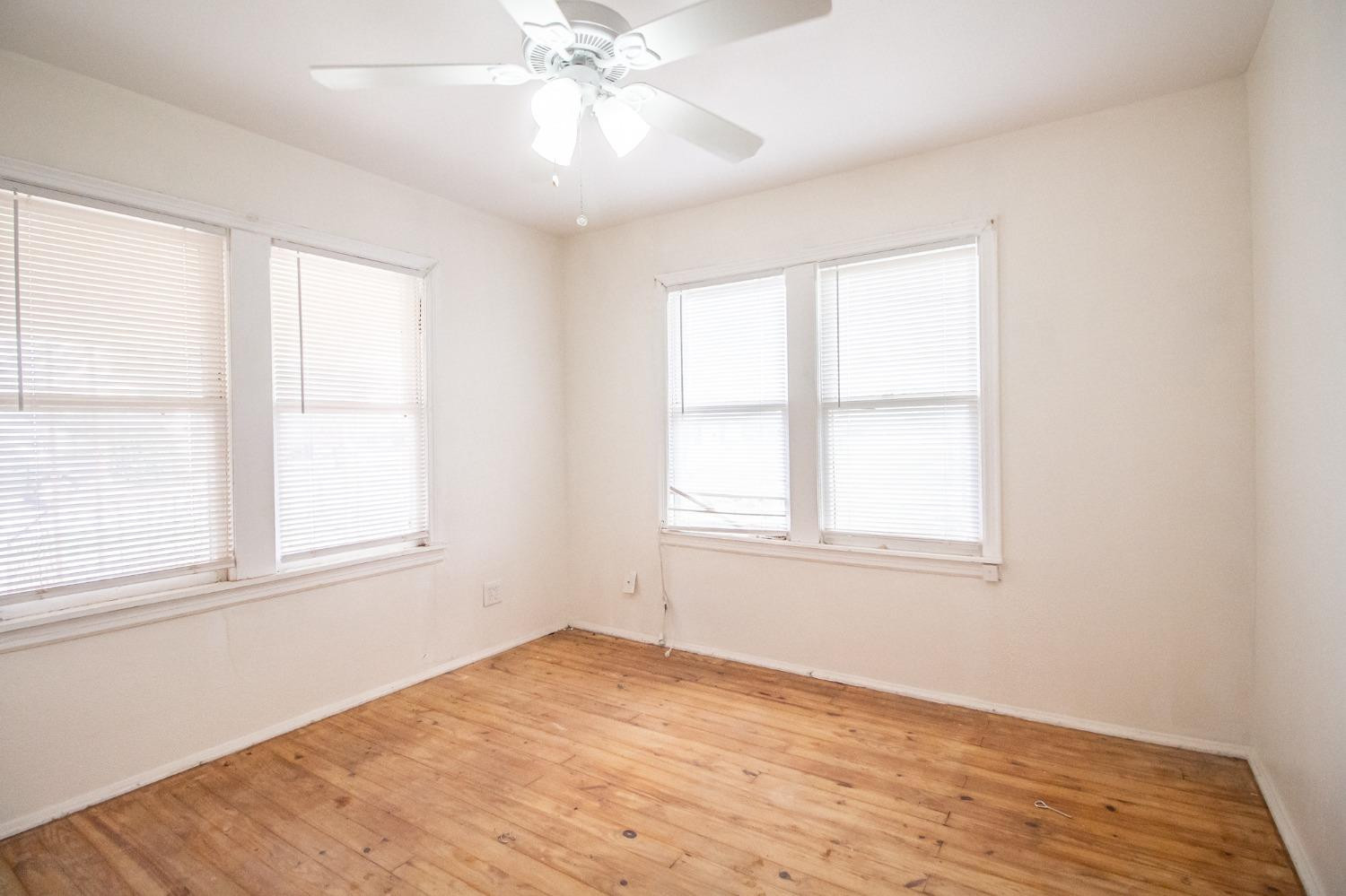 1305 S 9th Street Property Photo 11