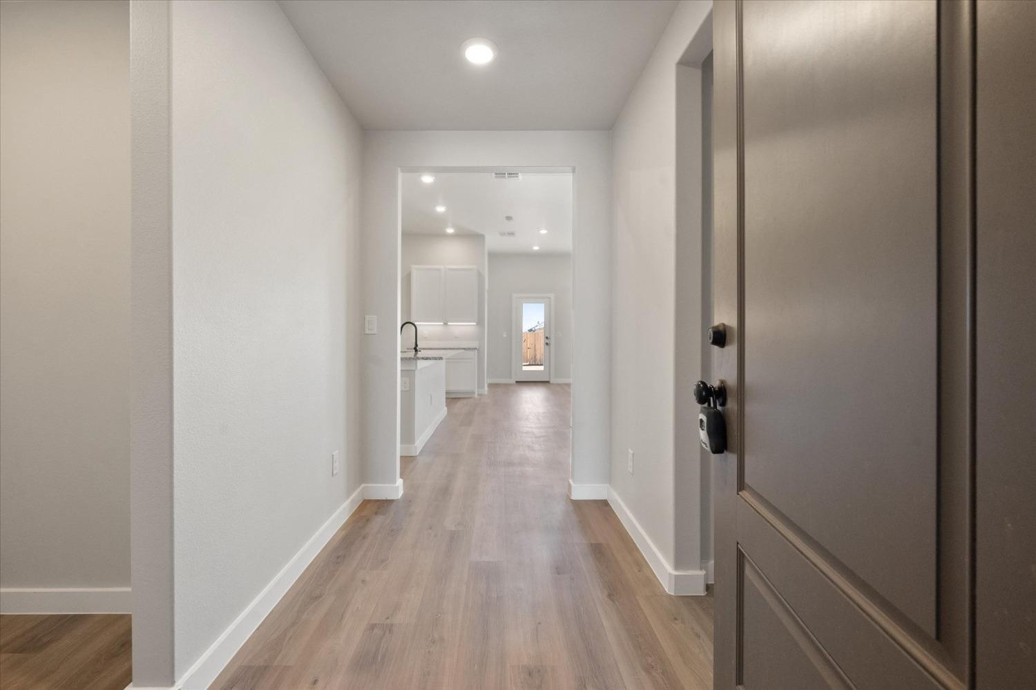 7429 30th Street Property Photo 2