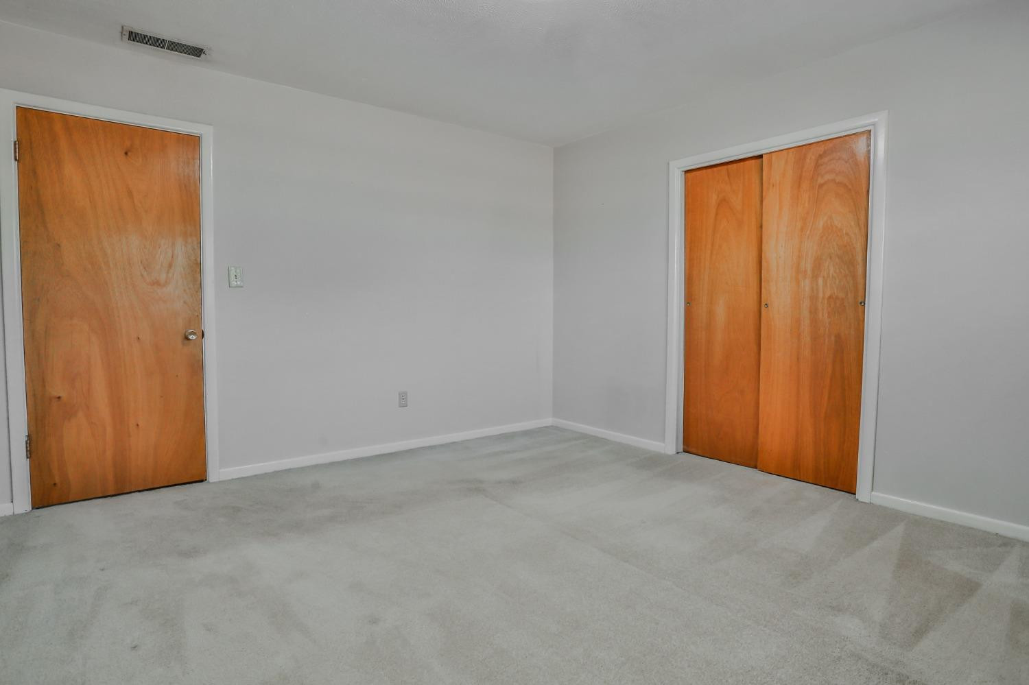 1606 E Cardwell Street Property Photo 20
