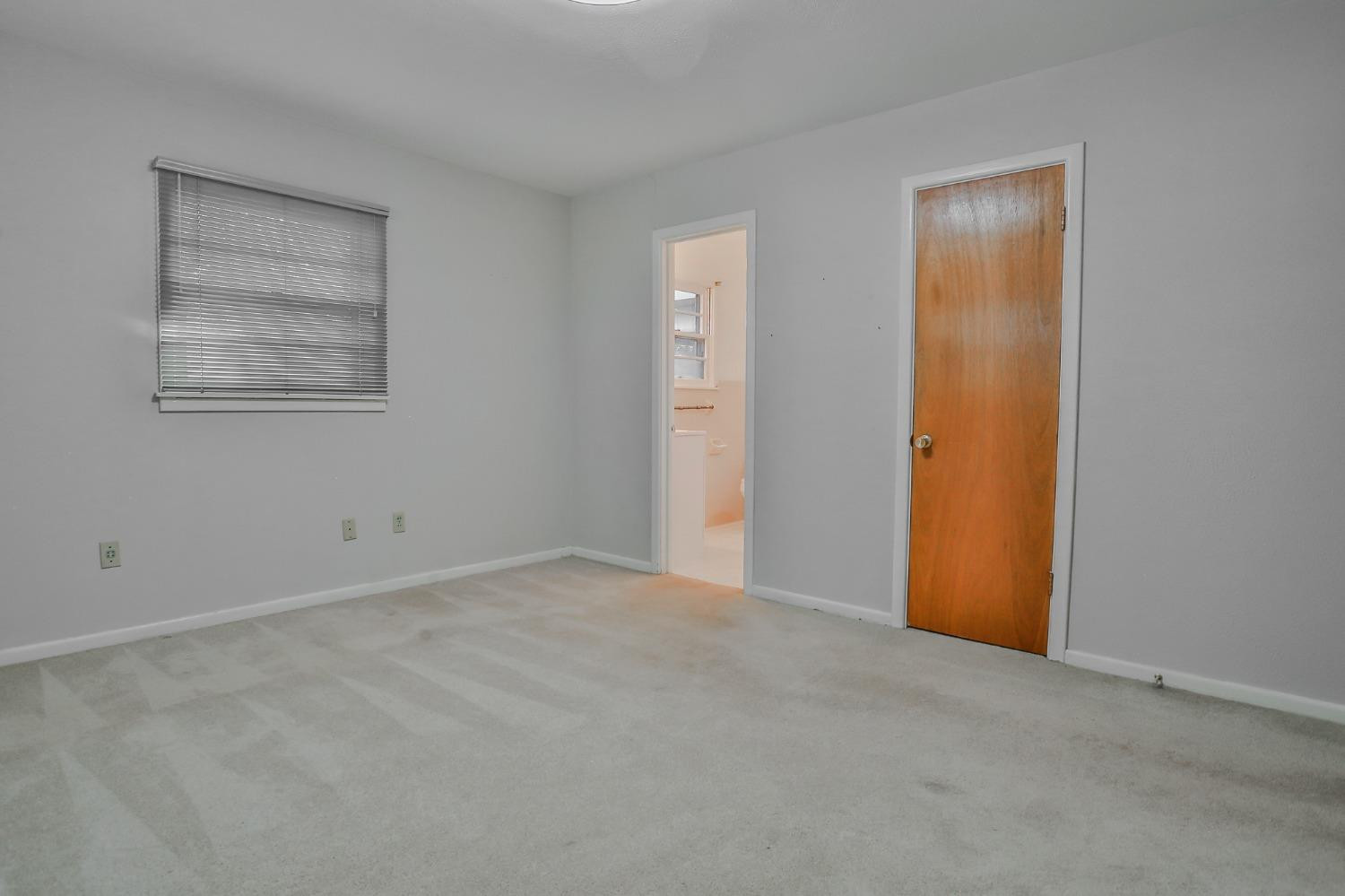 1606 E Cardwell Street Property Photo 25