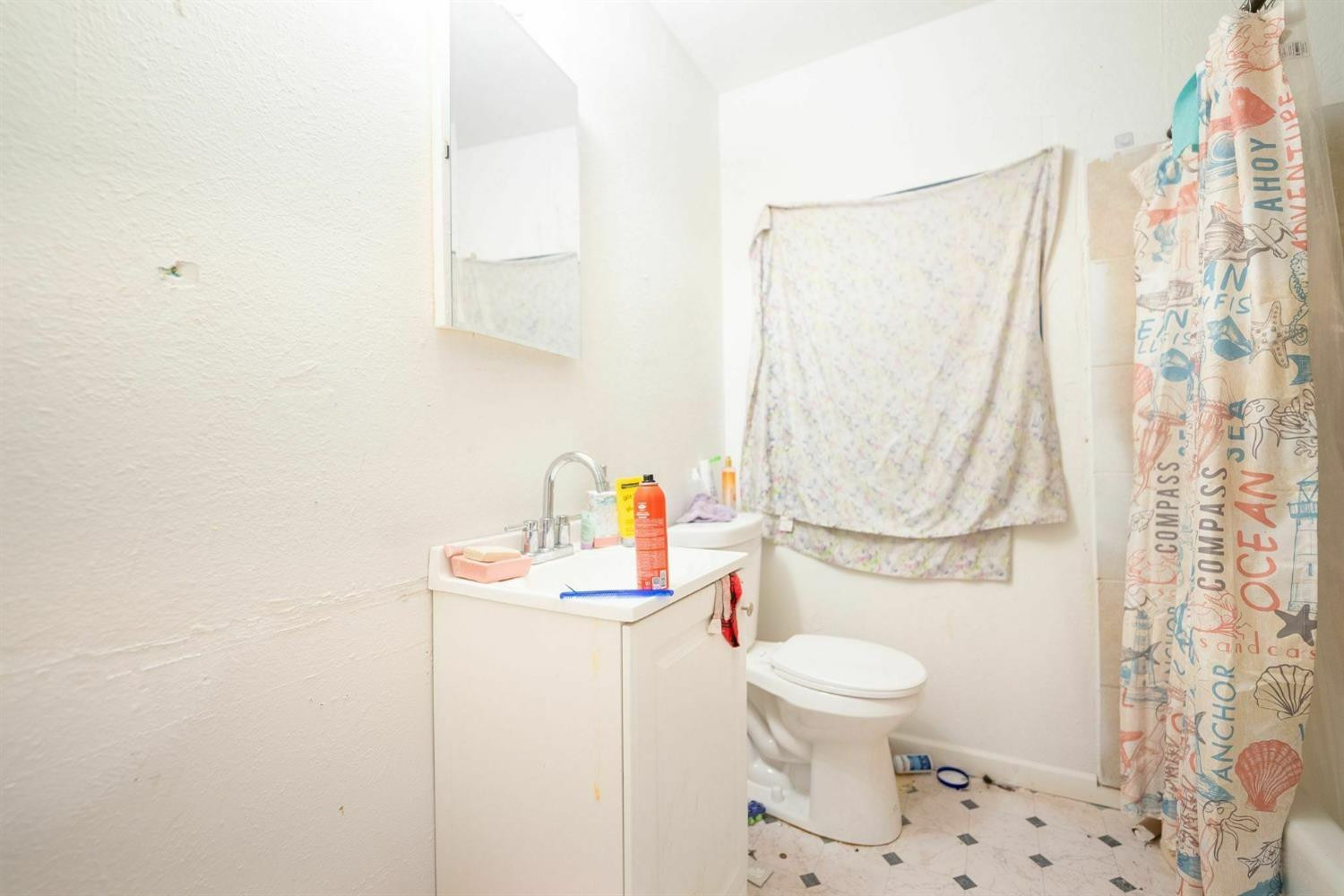 1726 E Dartmouth Street Property Photo 14