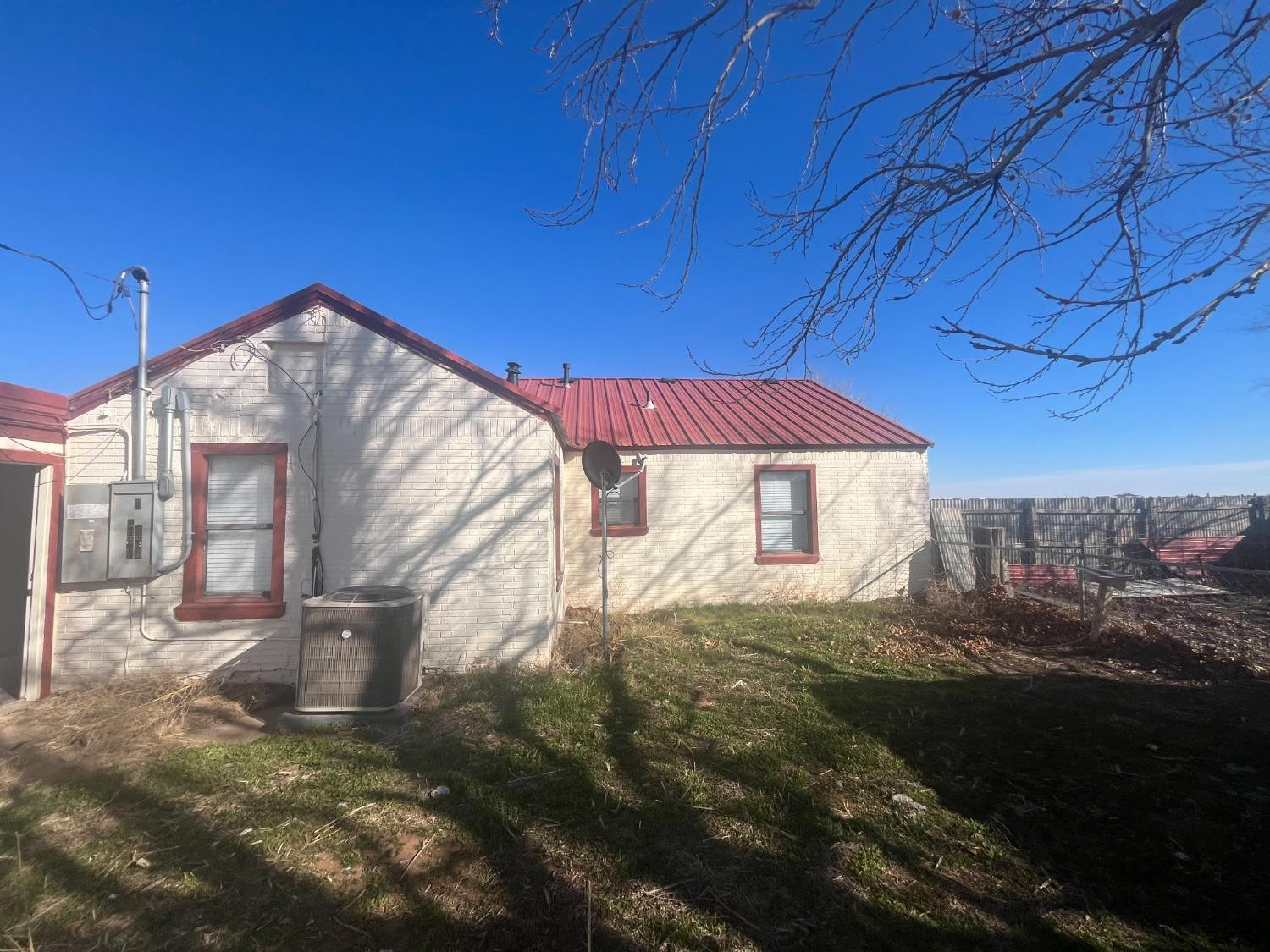 1692 Avenue S Property Photo 26