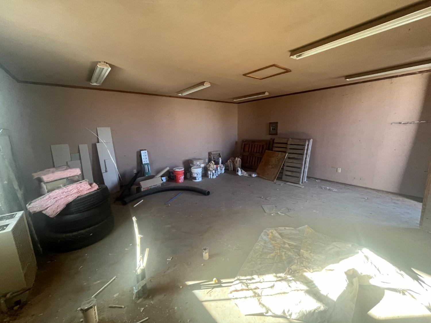 1692 Avenue S Property Photo 30