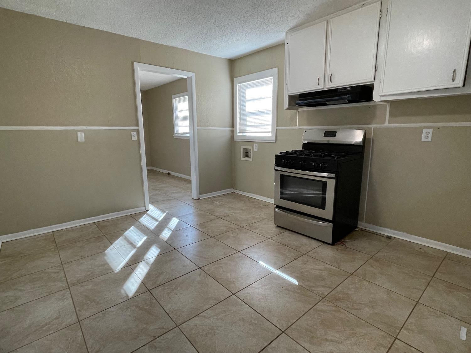 5514 45th Street Property Photo 6
