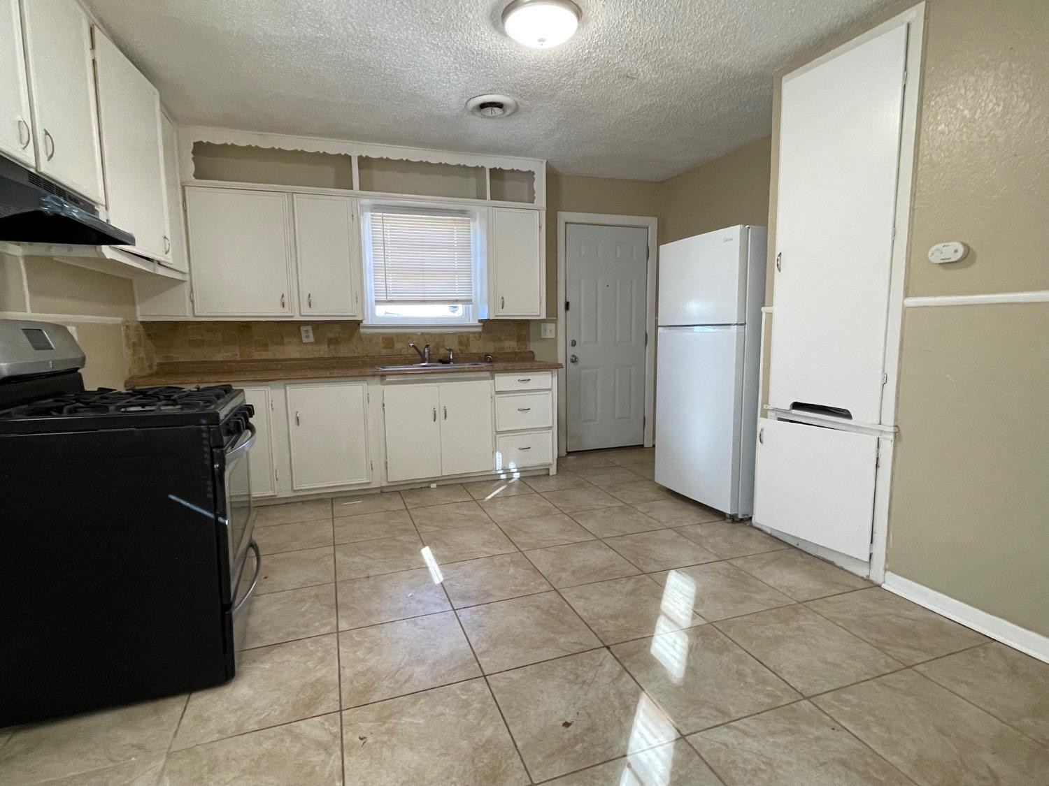 5514 45th Street Property Photo 7