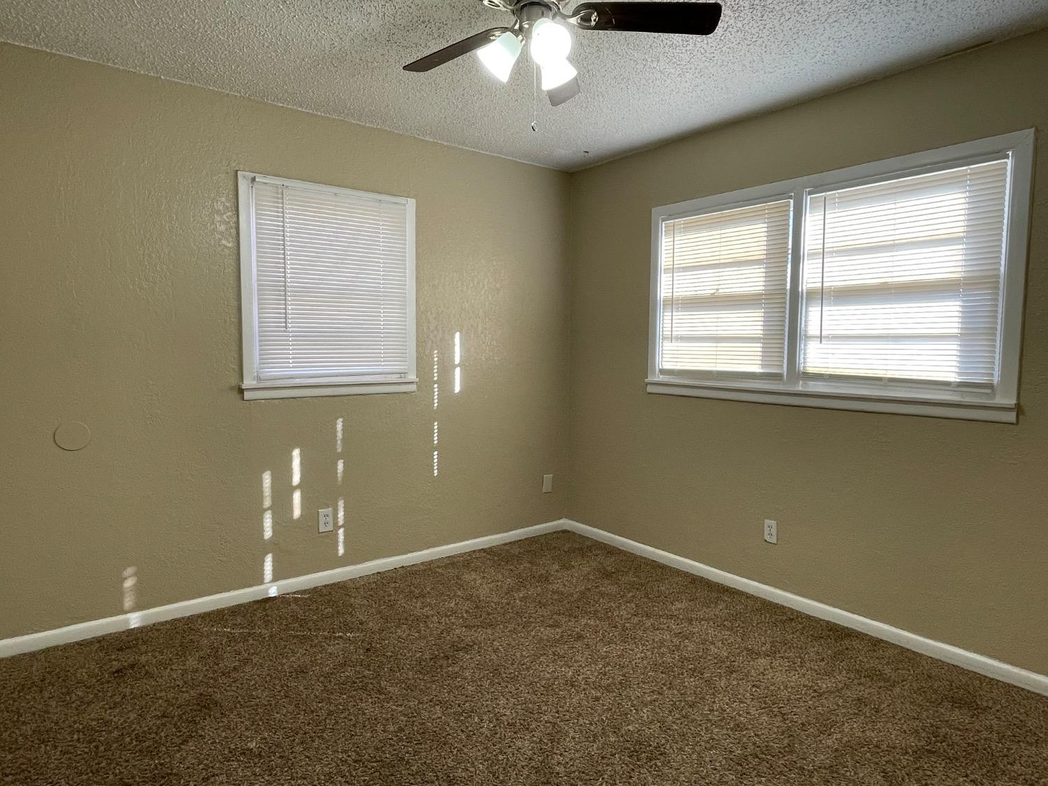 5514 45th Street Property Photo 8