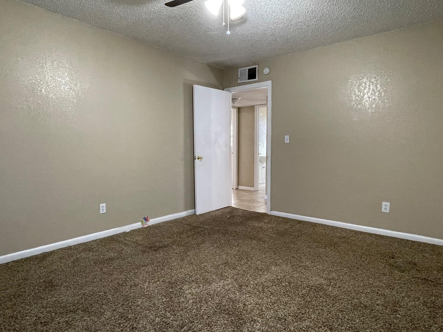5514 45th Street Property Photo 9