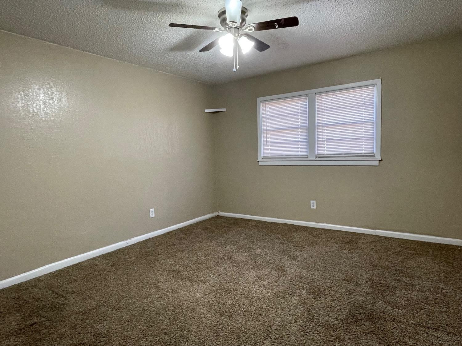 5514 45th Street Property Photo 10