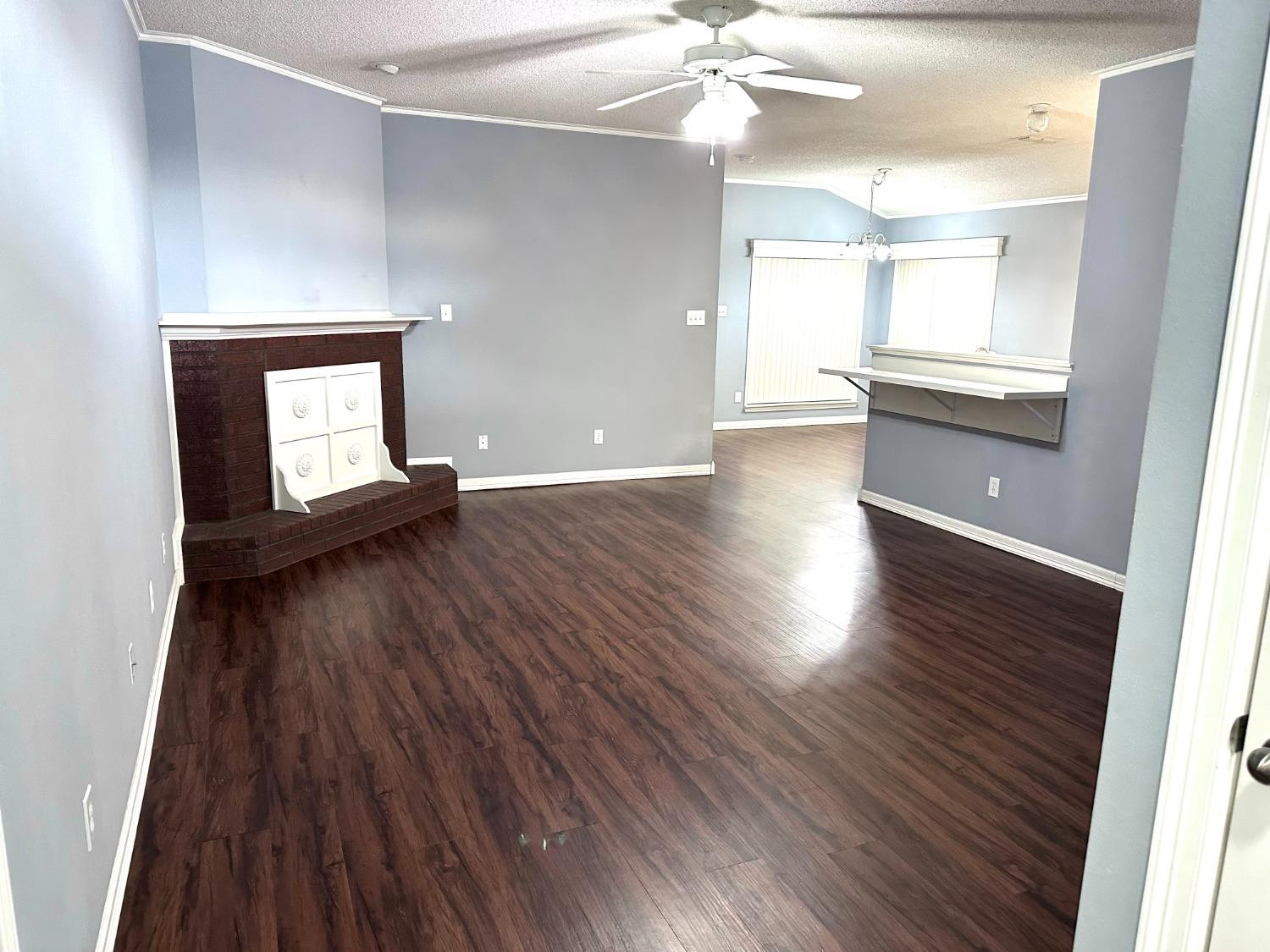 140 Frankford Court Property Photo 2