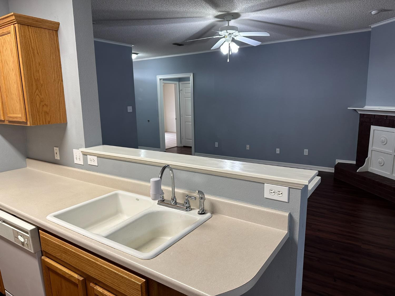 140 Frankford Court Property Photo 7