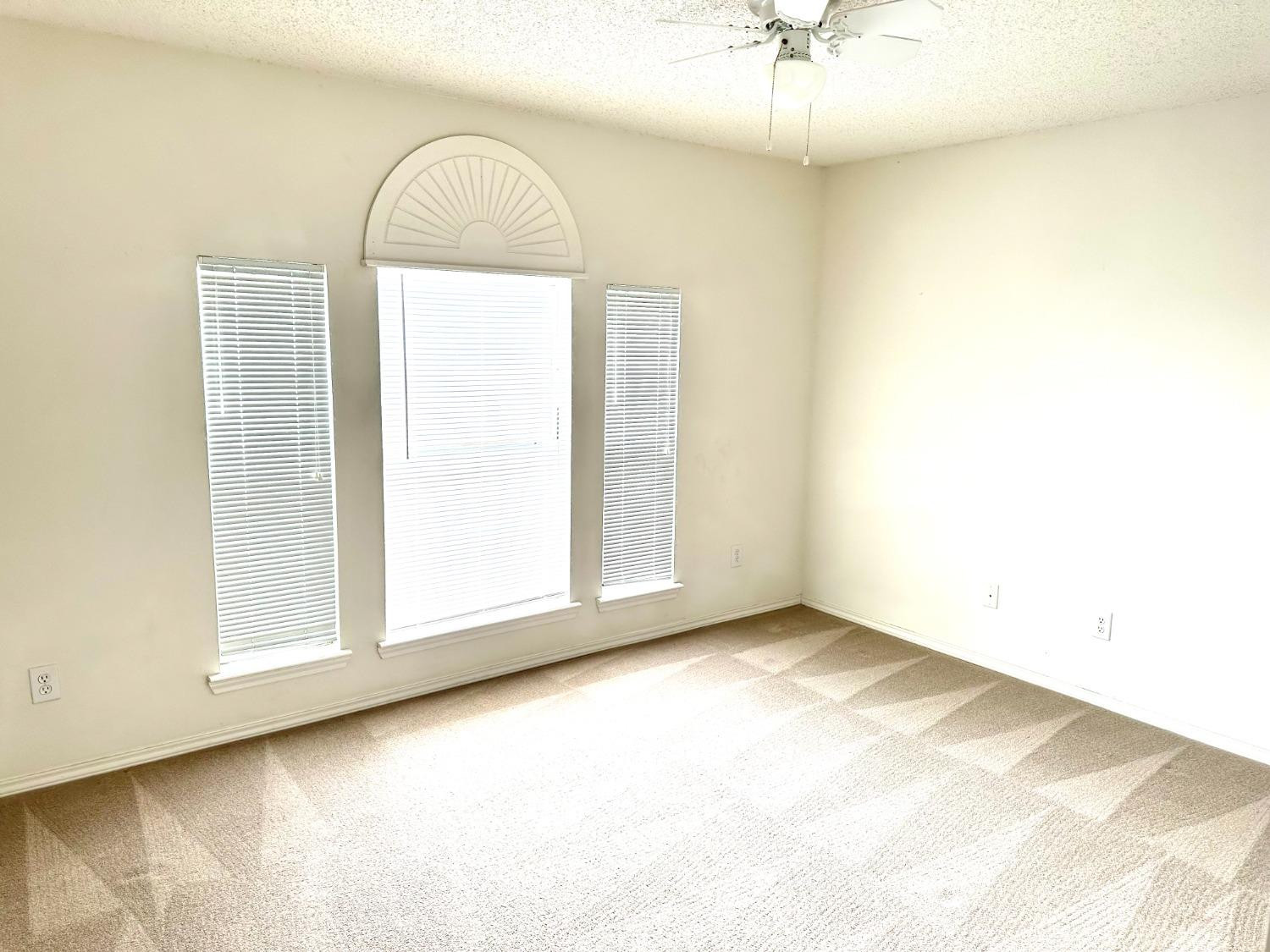 140 Frankford Court Property Photo 12