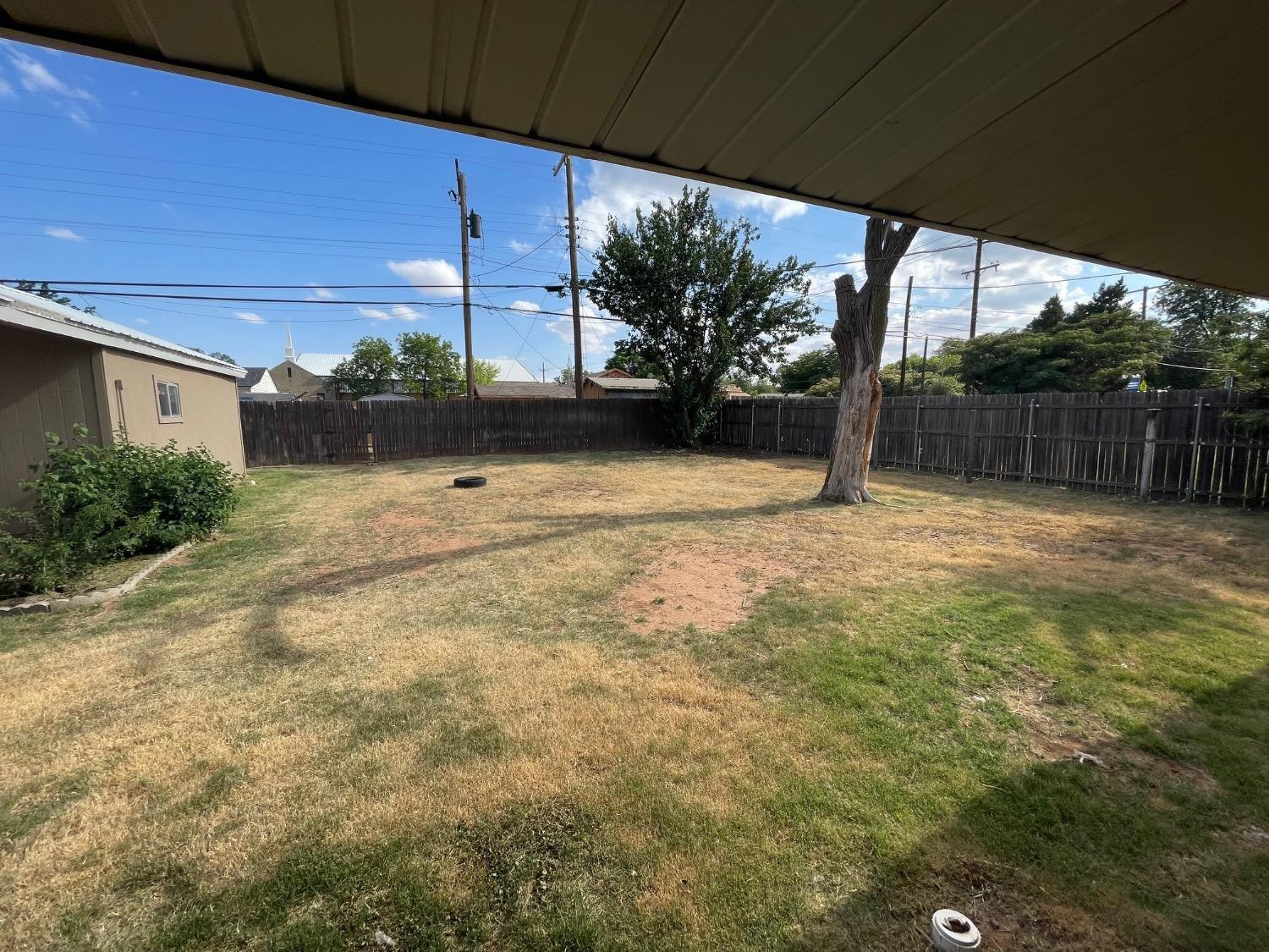 3015 38th Property Photo 18