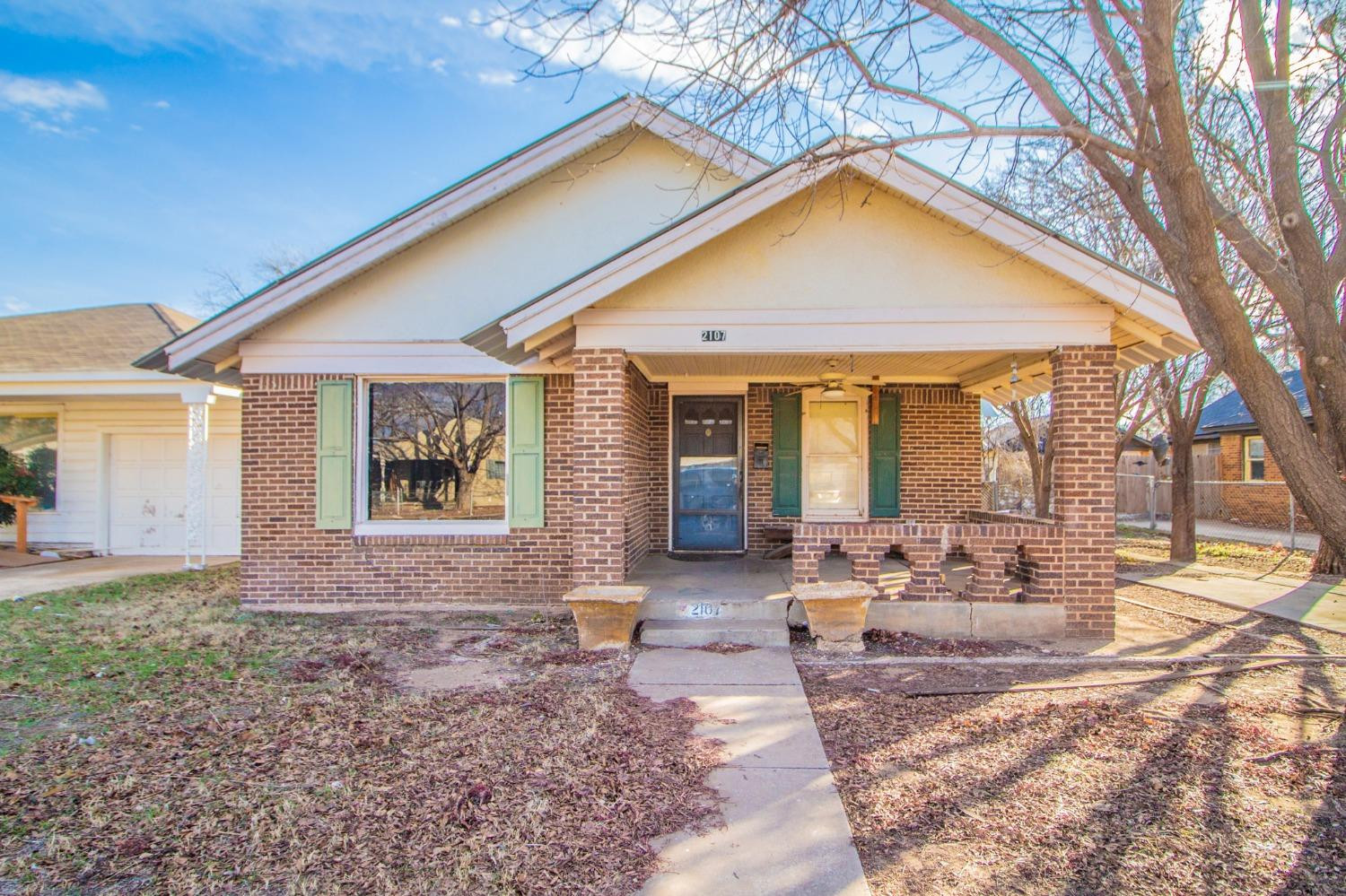 2107 22nd Street Property Photo 1