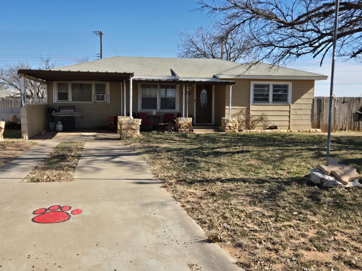 1050 S 20th Street Property Photo 1
