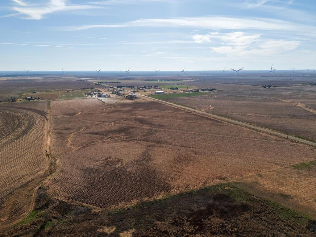 101 Fm 212 Road Property Photo 12