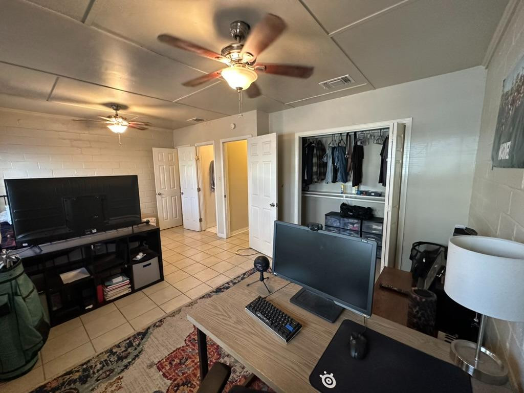 2505 22nd Street Property Photo 4