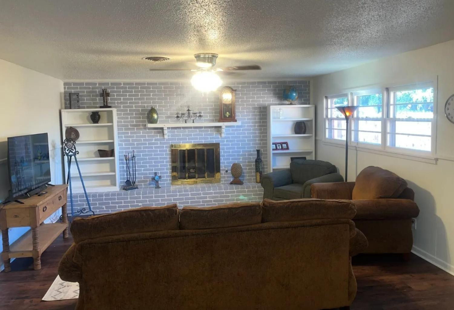 5426 9th Street Property Photo