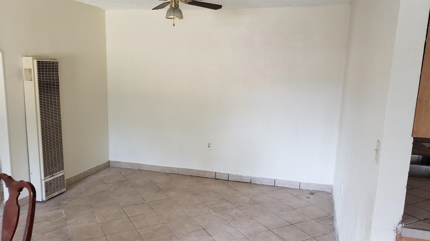 2403 22nd Place Property Photo 3