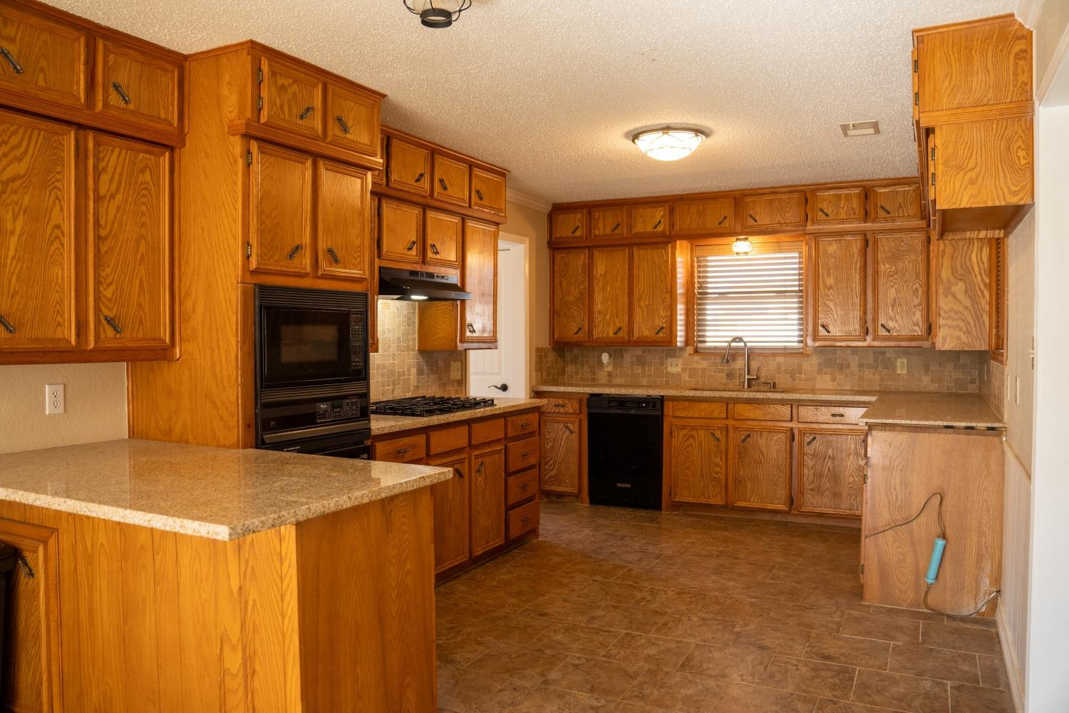 7210 30th Property Photo 3