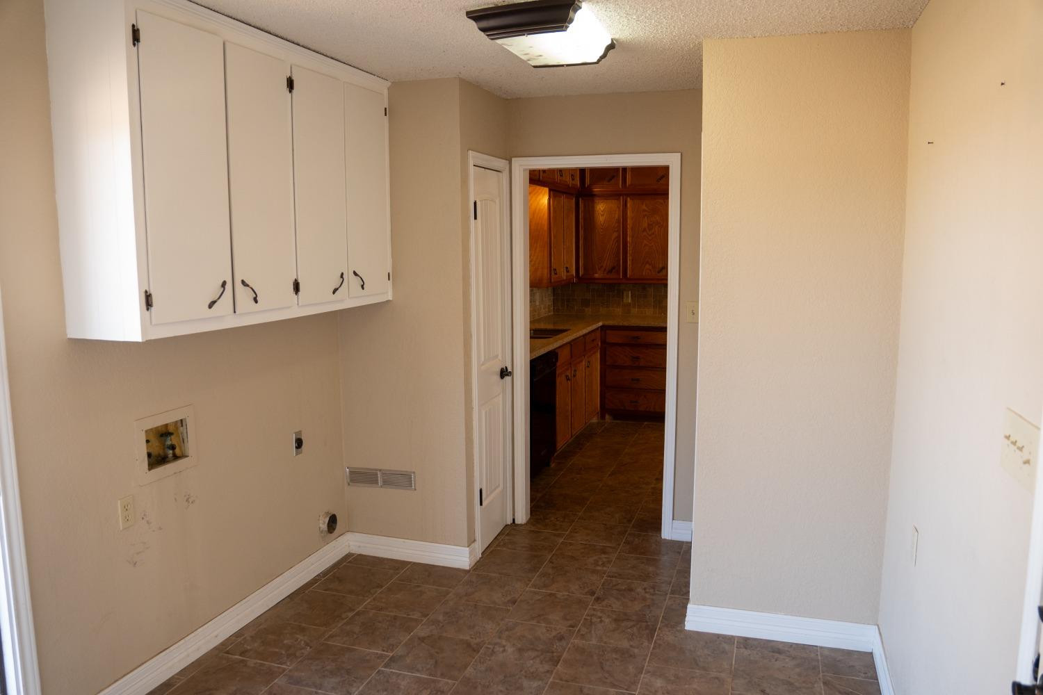 7210 30th Property Photo 5
