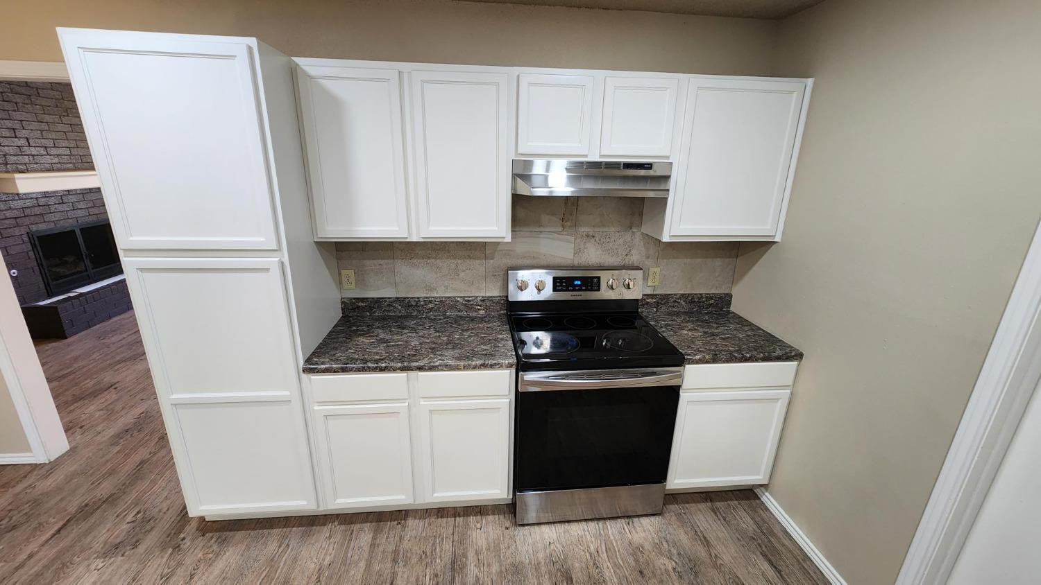 4520 65th, B Property Photo 10