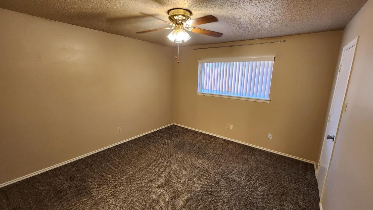 4520 65th, B Property Photo 20