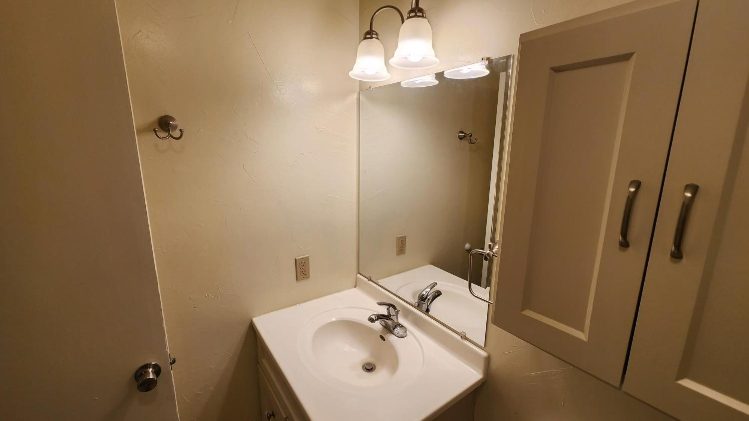 4520 65th, B Property Photo 21