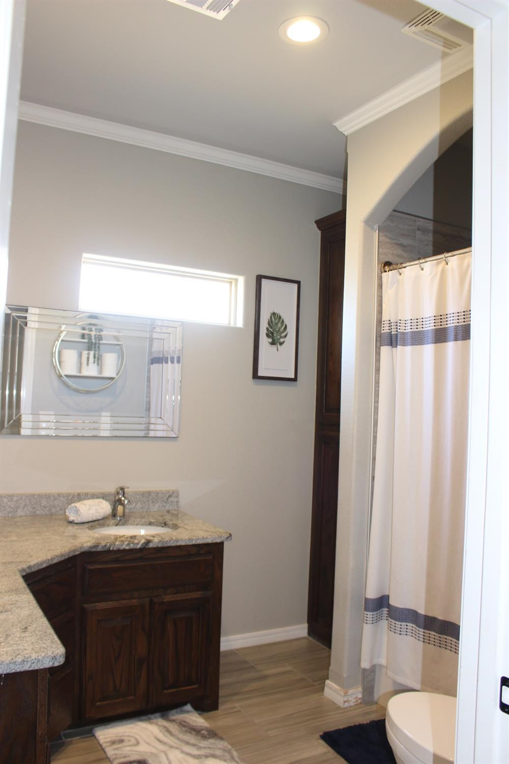 113 N Talley Avenue Property Photo 18