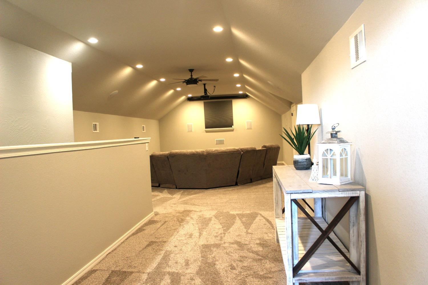 113 N Talley Avenue Property Photo 25