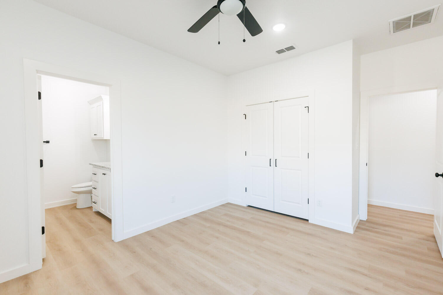 2002 16th Street, A & B Property Photo 16