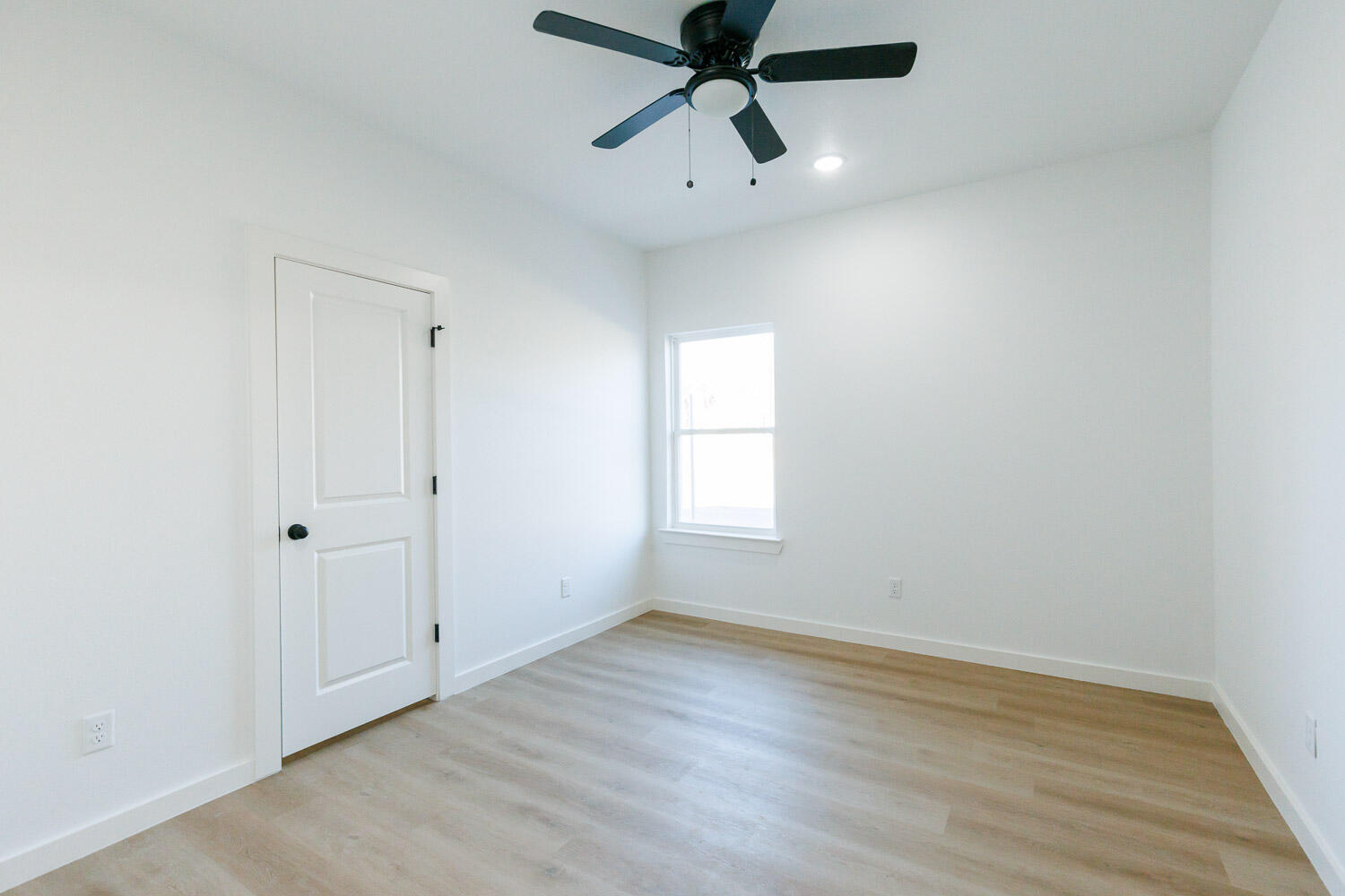 2002 16th Street, A & B Property Photo 20