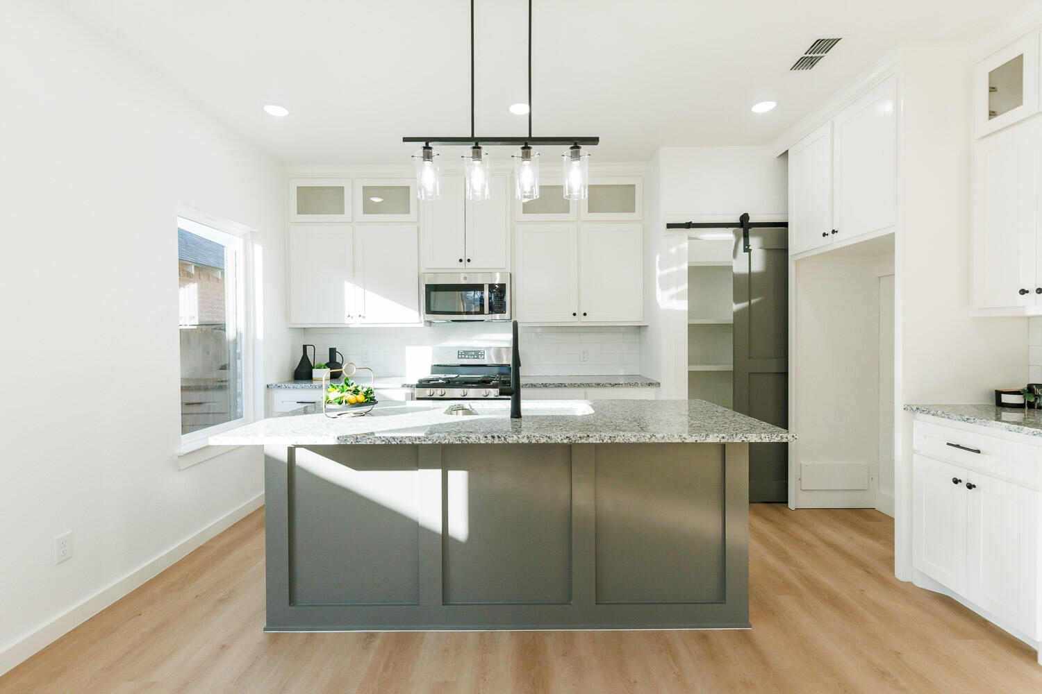 2002 16th Street, A & B Property Photo 41