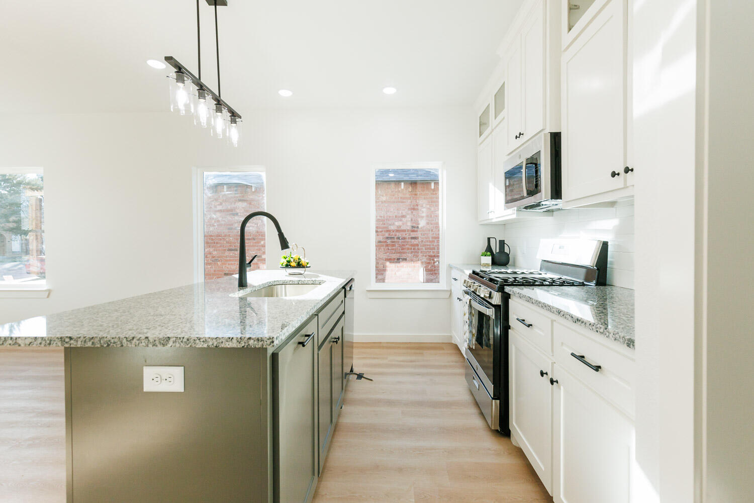 2002 16th Street, A & B Property Photo 43