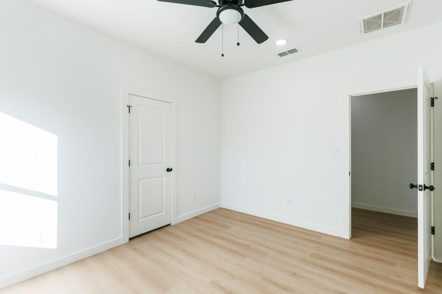 2002 16th Street, A & B Property Photo 52