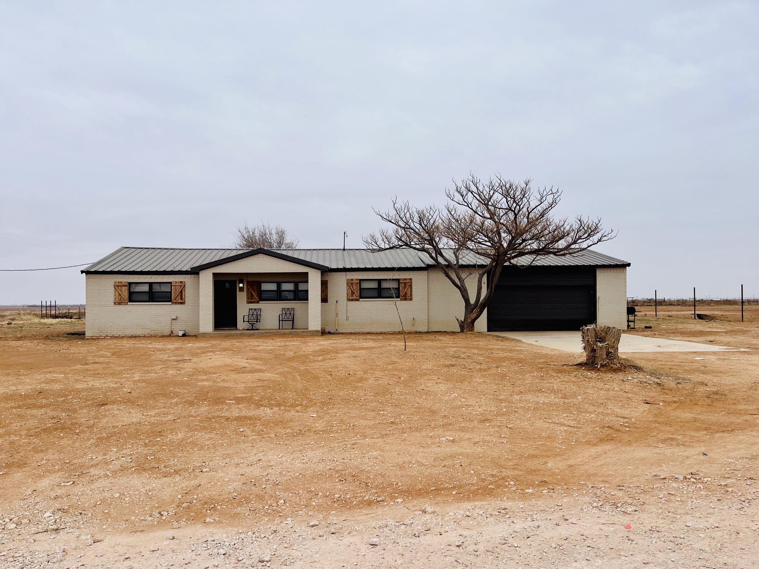 3198 N Alamo Road Property Photo 1