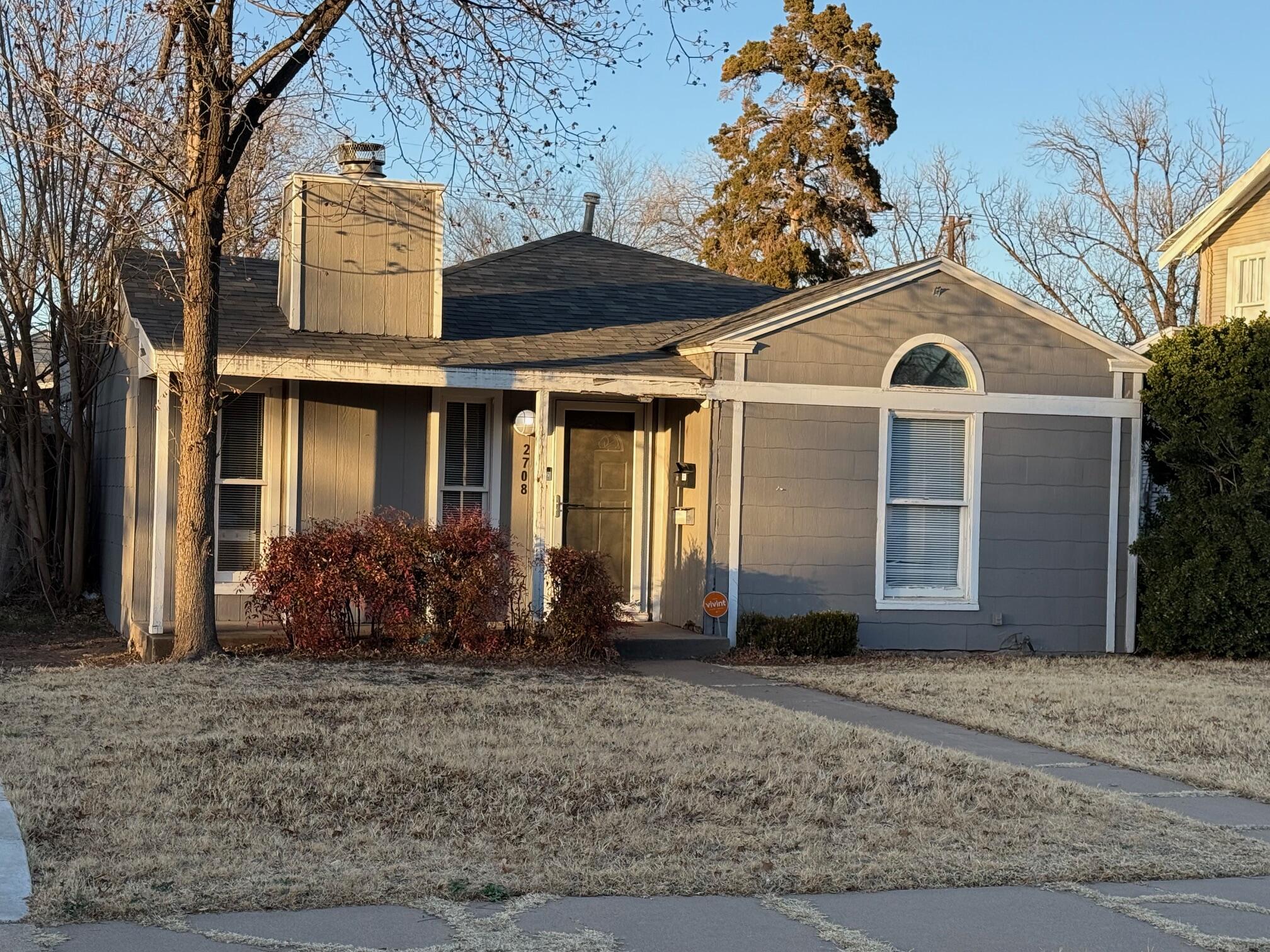 2708 24th Street Property Photo 1