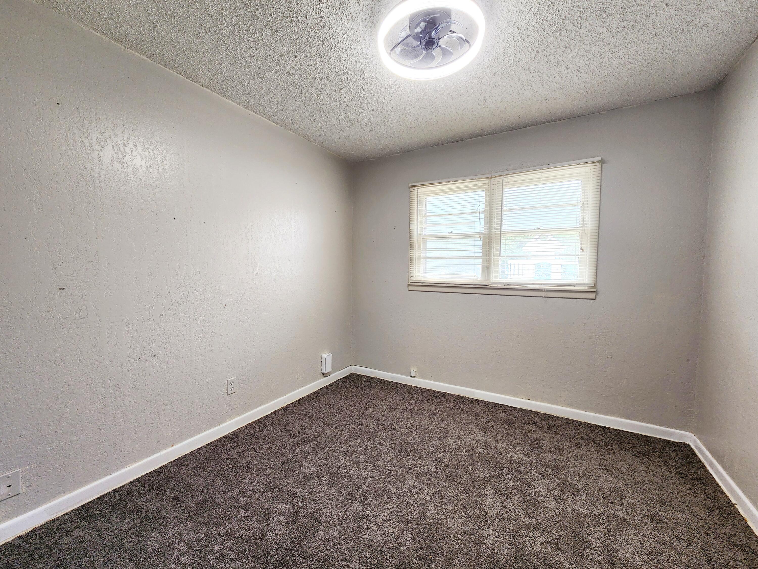 1505 Ave G Property Photo 15
