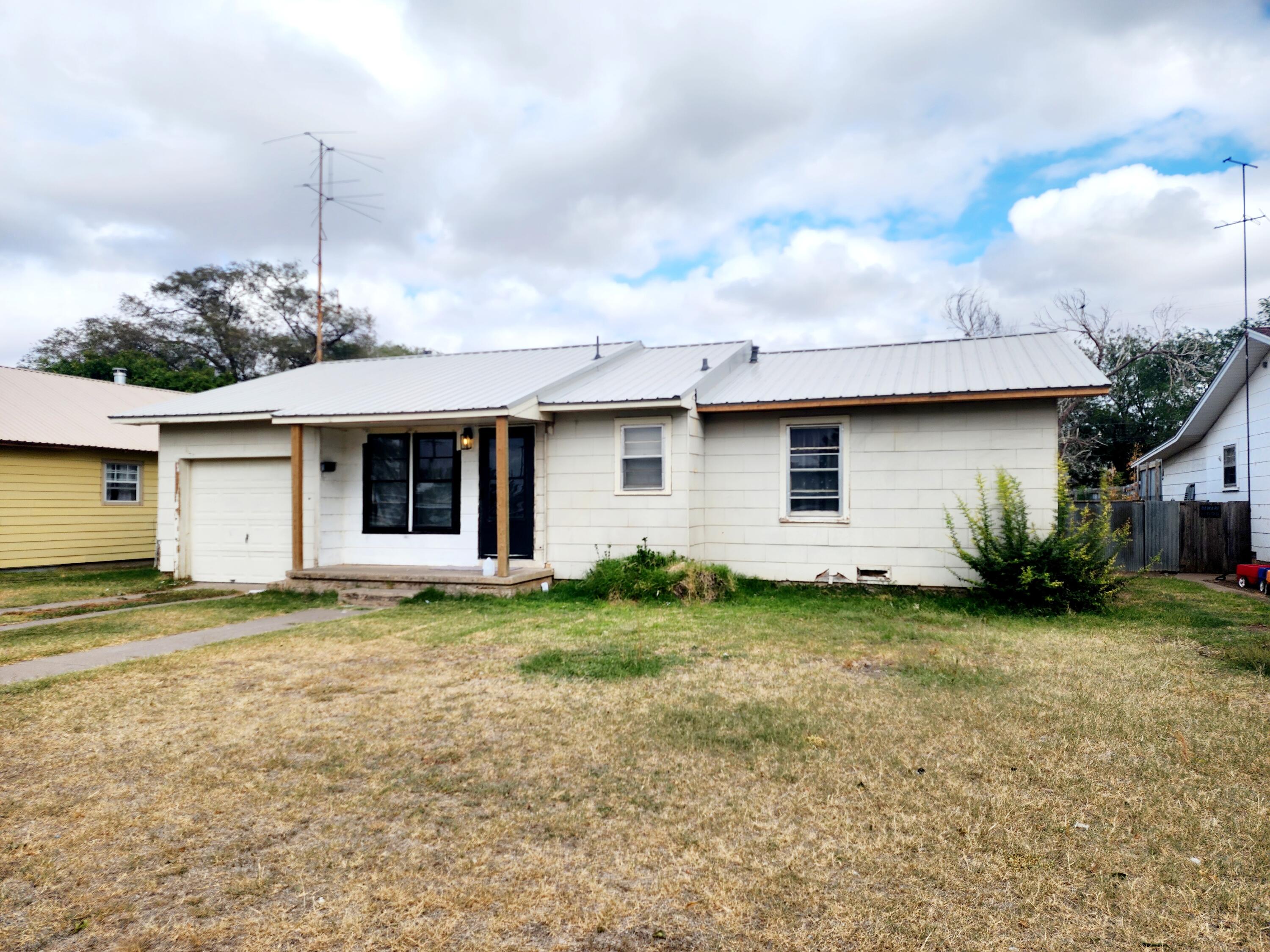 1505 Ave G Property Photo 16