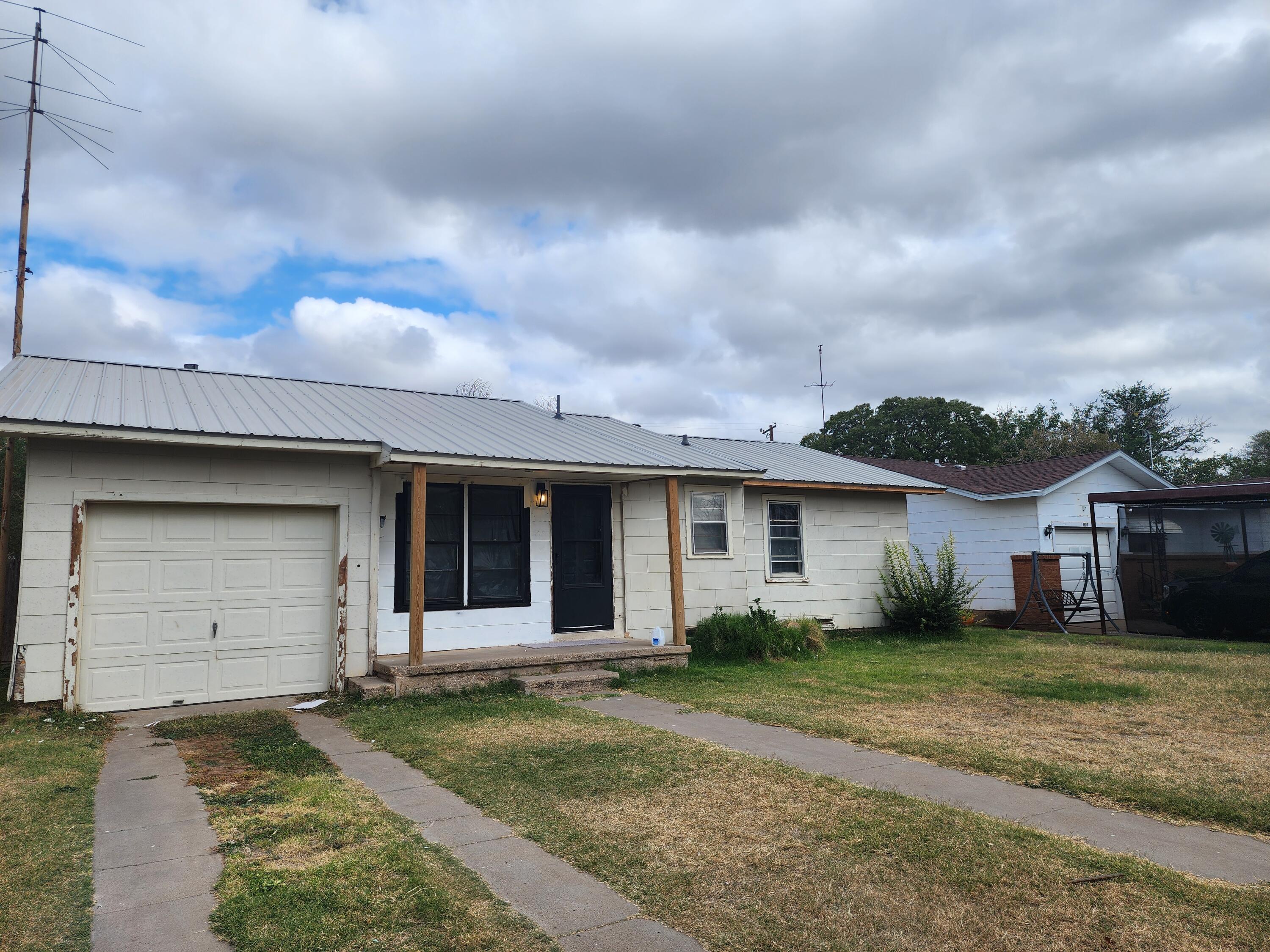 1505 Ave G Property Photo 18